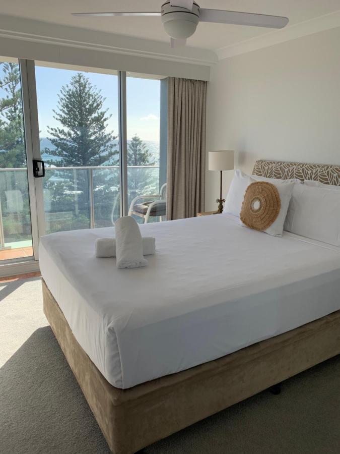 Pacific Regis Beachfront Holiday Apartments Gold Coast Bagian luar foto