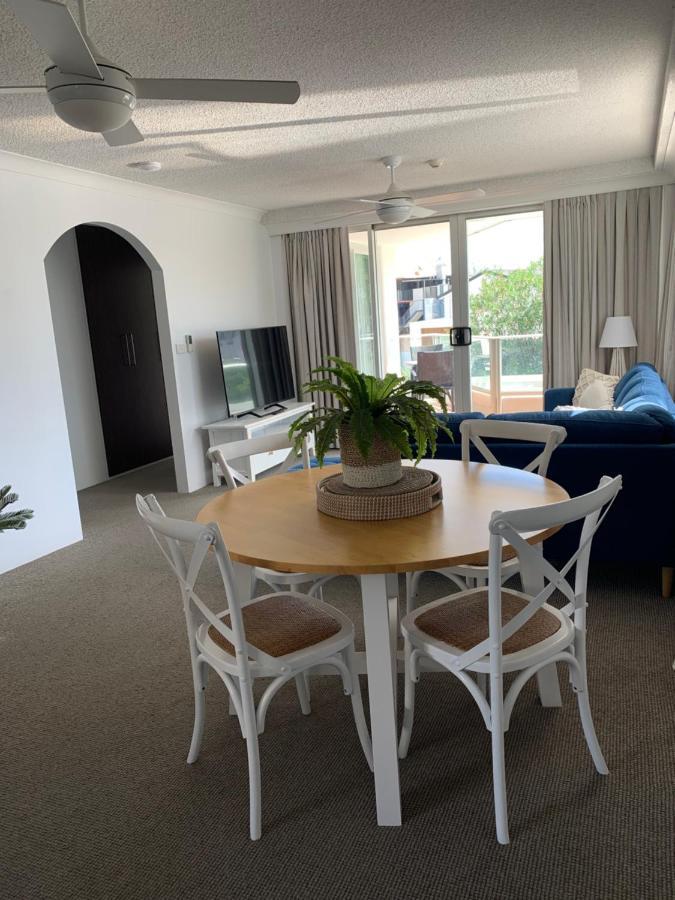 Pacific Regis Beachfront Holiday Apartments Gold Coast Bagian luar foto