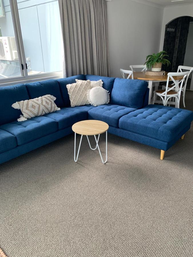 Pacific Regis Beachfront Holiday Apartments Gold Coast Bagian luar foto