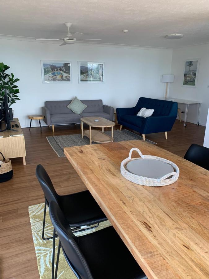 Pacific Regis Beachfront Holiday Apartments Gold Coast Bagian luar foto